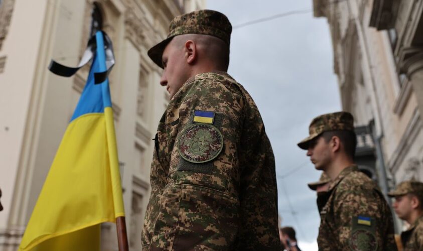 Завтра Львів попрощається із трьома захисниками (фото)