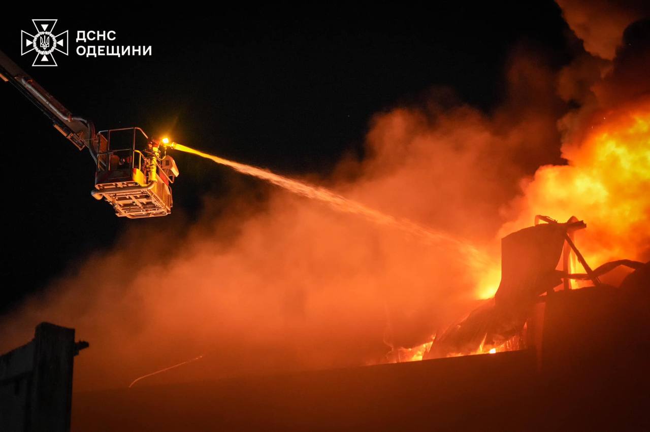 У квітні Росія випустила по Україні понад 3200 КАБів, по 300 ракет і «Шахедів»