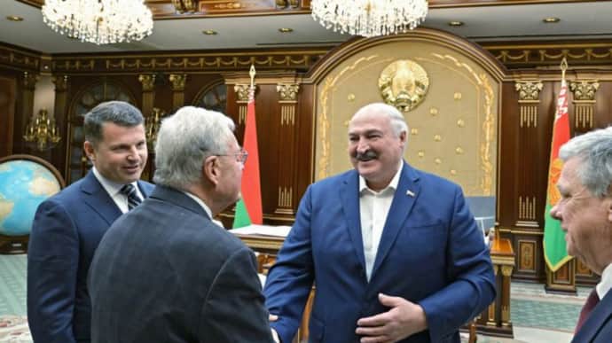 Лукашенко зустрівся з Келлогом у Мінську: про що говорили (відео)