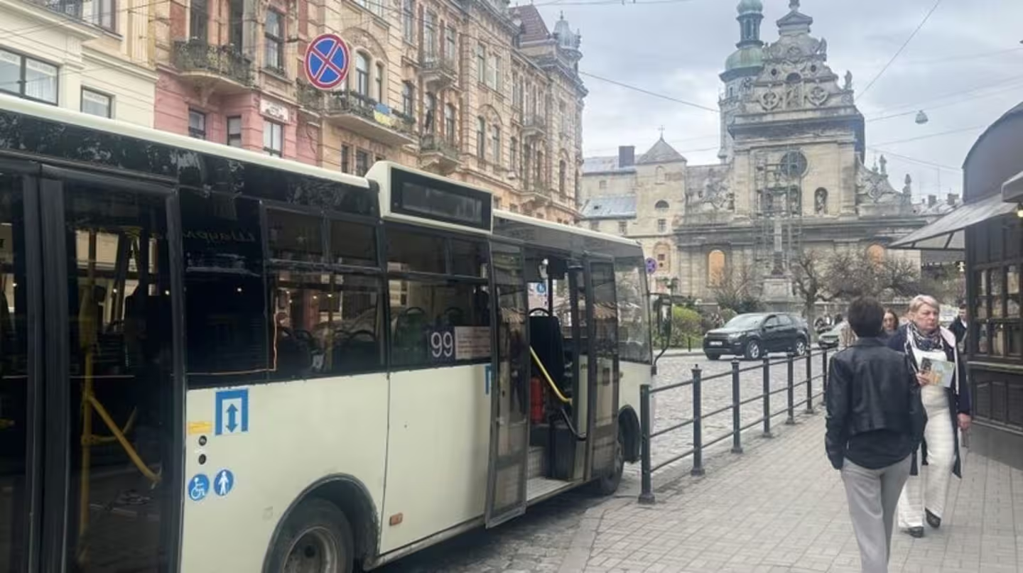 У Львові на час Різдвяних свят курсуватиме нова маршрутка