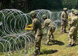 Колючий дріт у подарунок: Україна надасть гуманітарну допомогу Литві