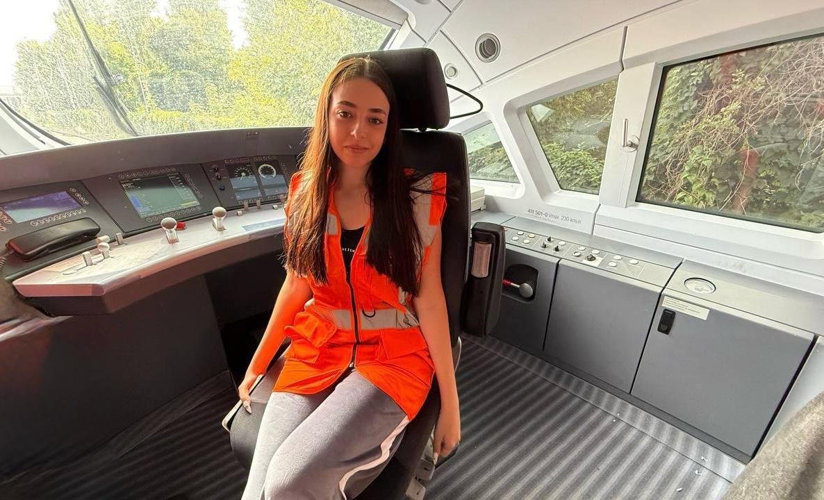 З'явилося фото загиблої провідниці під час аварії поїздів на Одещині