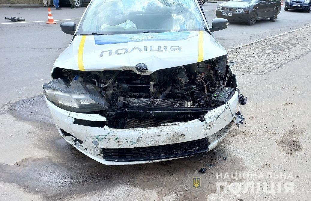 Під час погоні за автопорушником у Рівному постраждав патрульний