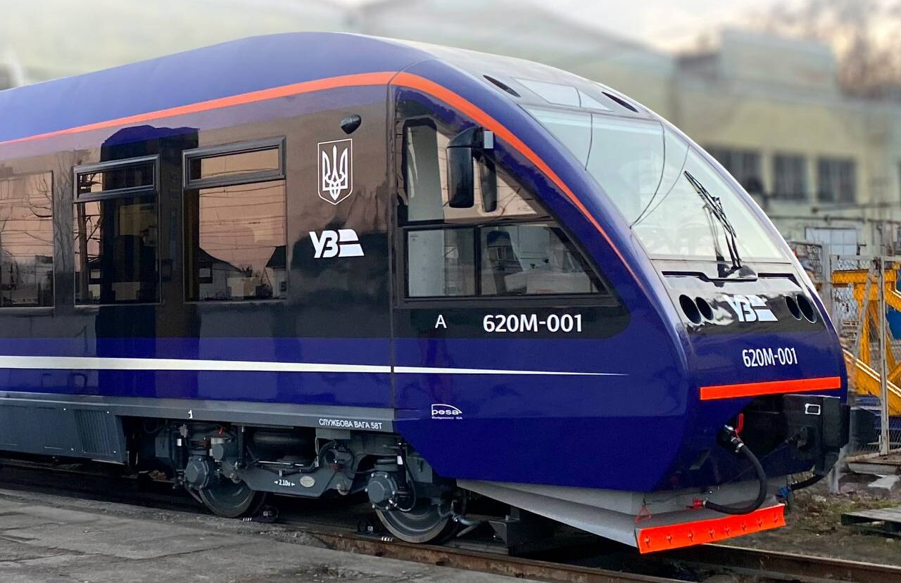 Стало відомо про тимчасові зміни у русі поїздів зі Львова до Варшави