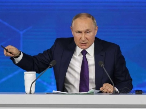 Путін наказав привести ядерну зброю в режим бойової готовності