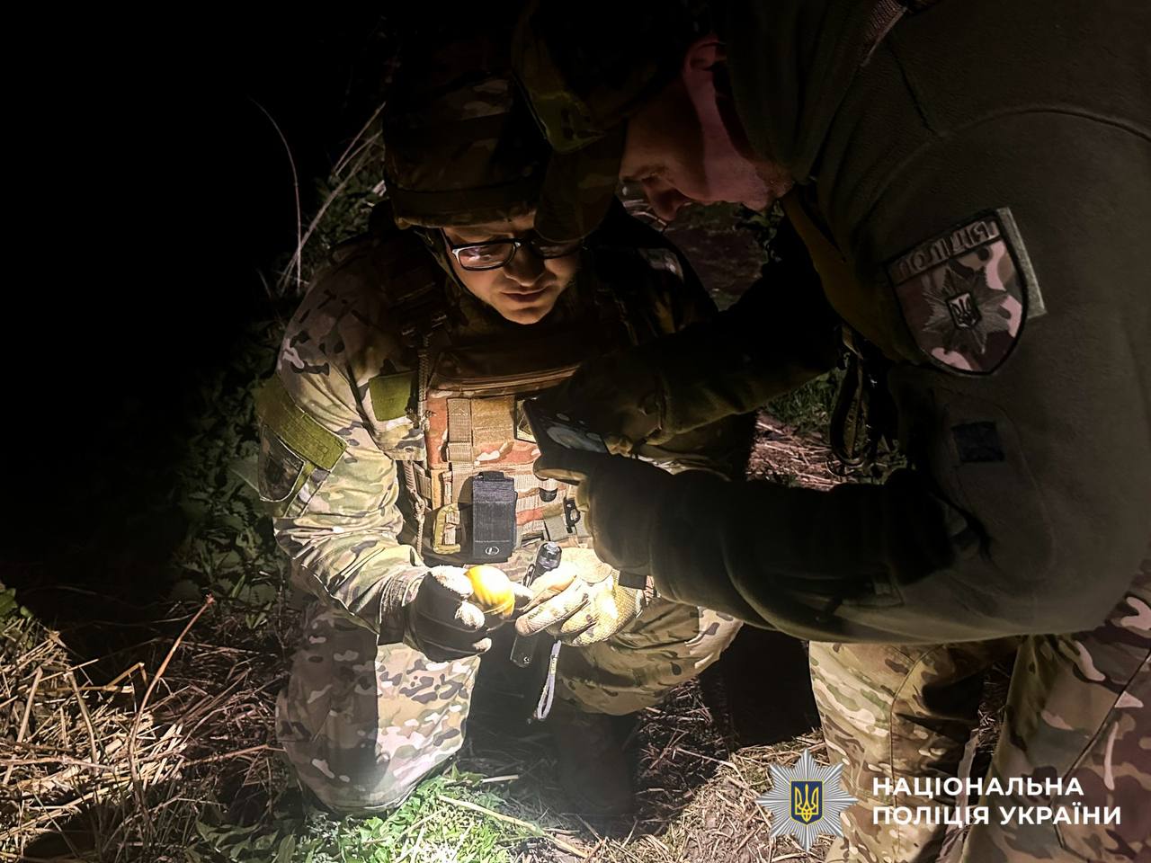 У Рівному чоловік посеред вулиці погрожував підірвати гранати: Перемовини тривали три години