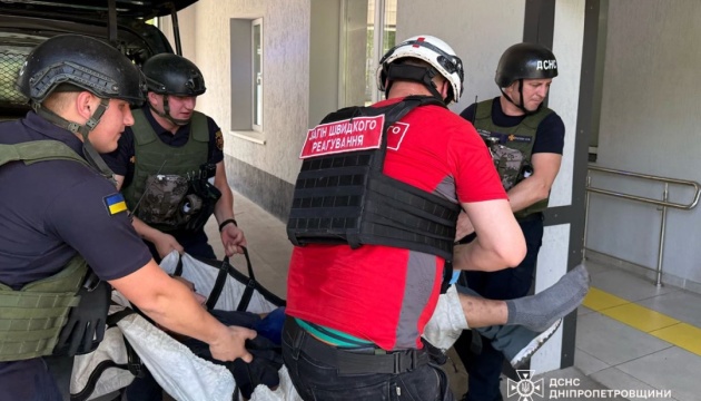 РФ вдарила FPV-дроном по житловому сектору в Нікополі: є загиблий та поранений (фото)