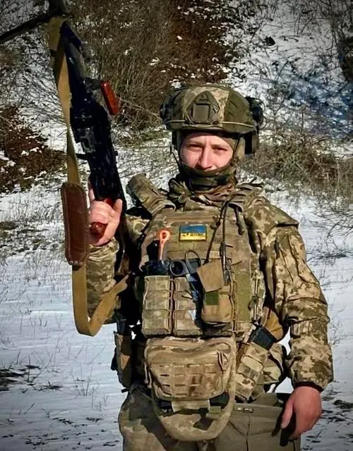 Недавно загинув батько, а тепер прощатимуться із сином: На війні загинув воїн зі Львівщини