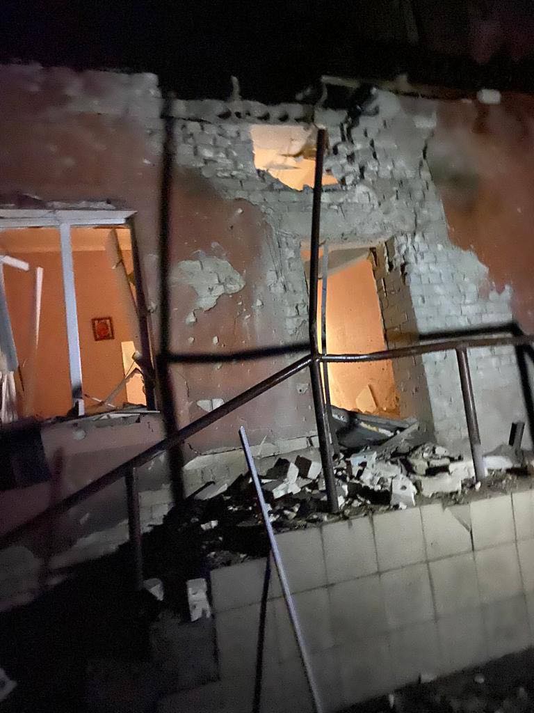 У Херсоні окупанти обстріляли пологовий будинок