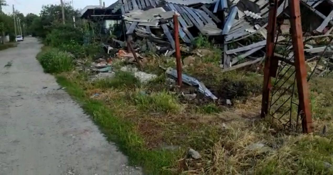 Росіяни обстріляли зі "Смерча" Балаклію: є загиблий і поранені