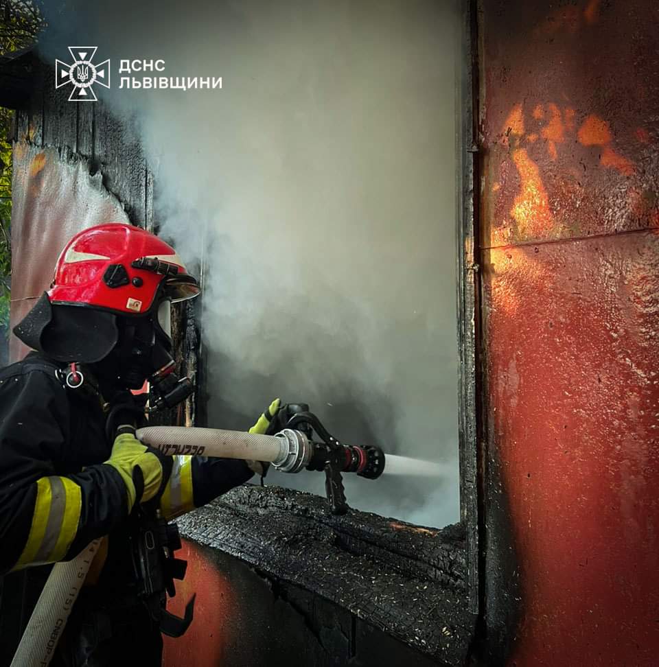 На Львівщині згорів чоловік: що сталося (фото)