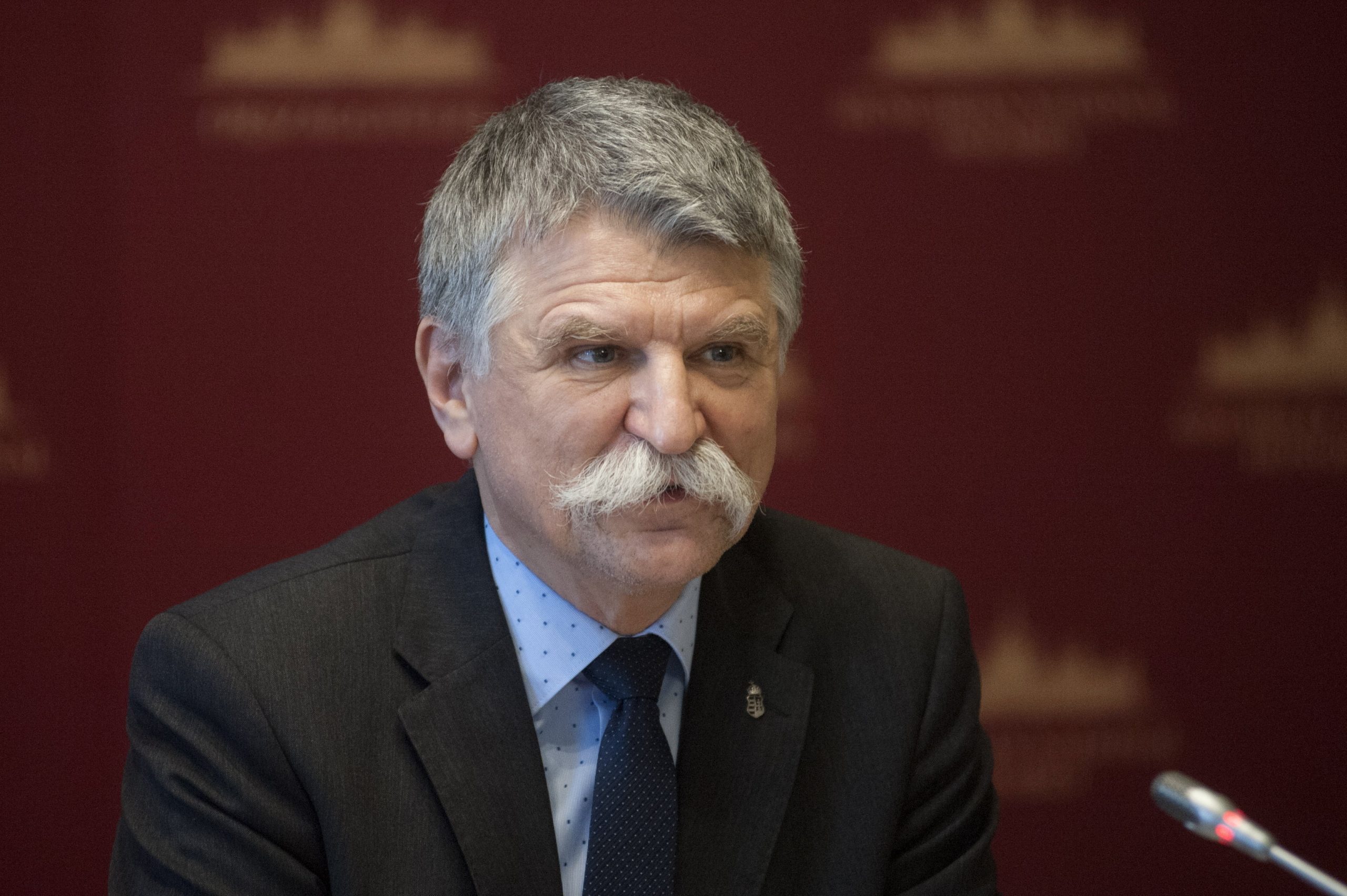 МЗС просить довідку в спікера парламенту Угорщини, який заявив про «психічні проблеми» Зеленського