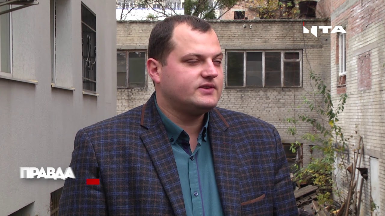 На вулиці Панаса Мирного у Львові незаконно проводять реконструкцію будинку