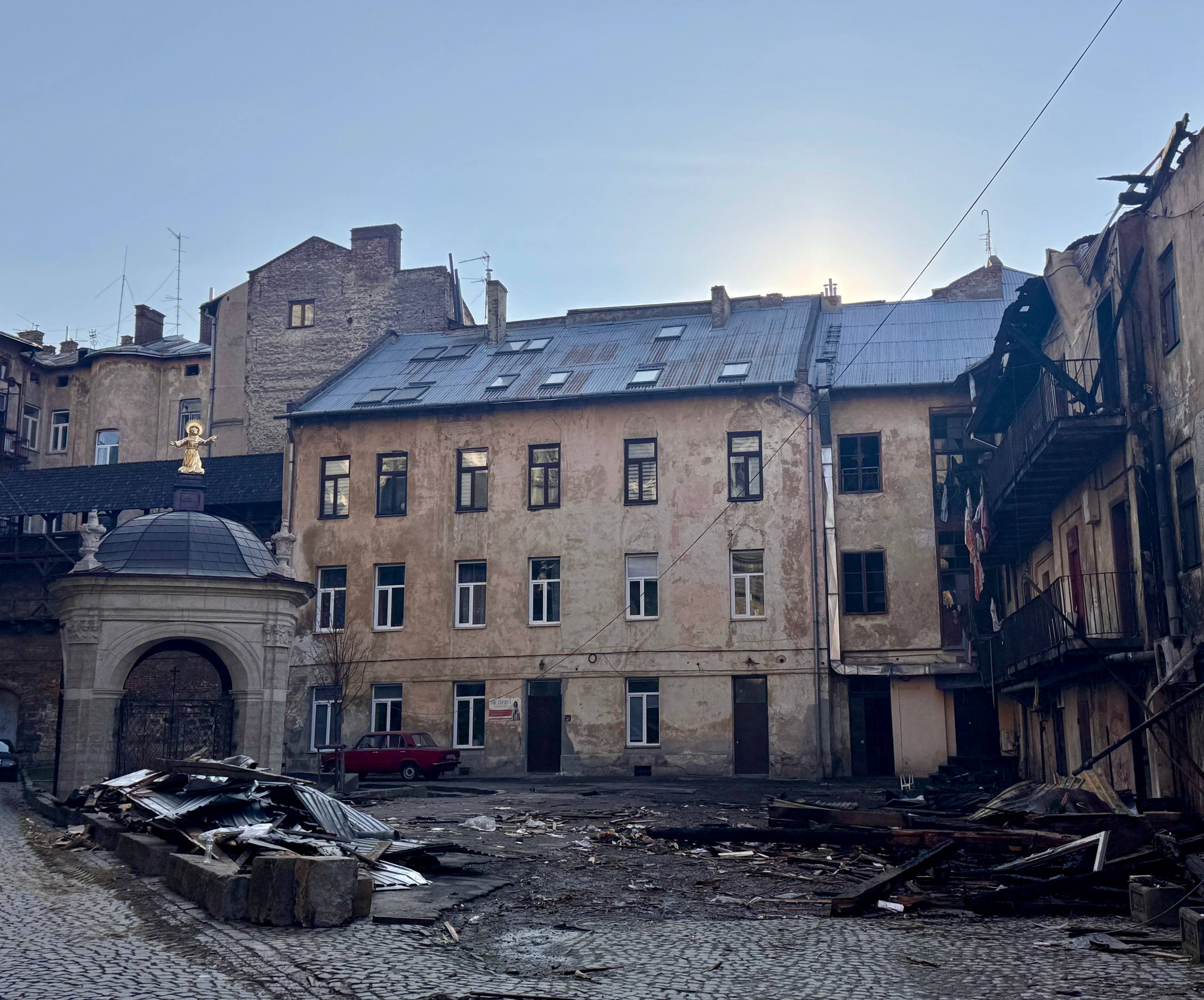 Медики повідомили важливі новини про стан поранених у Львові після удару РФ