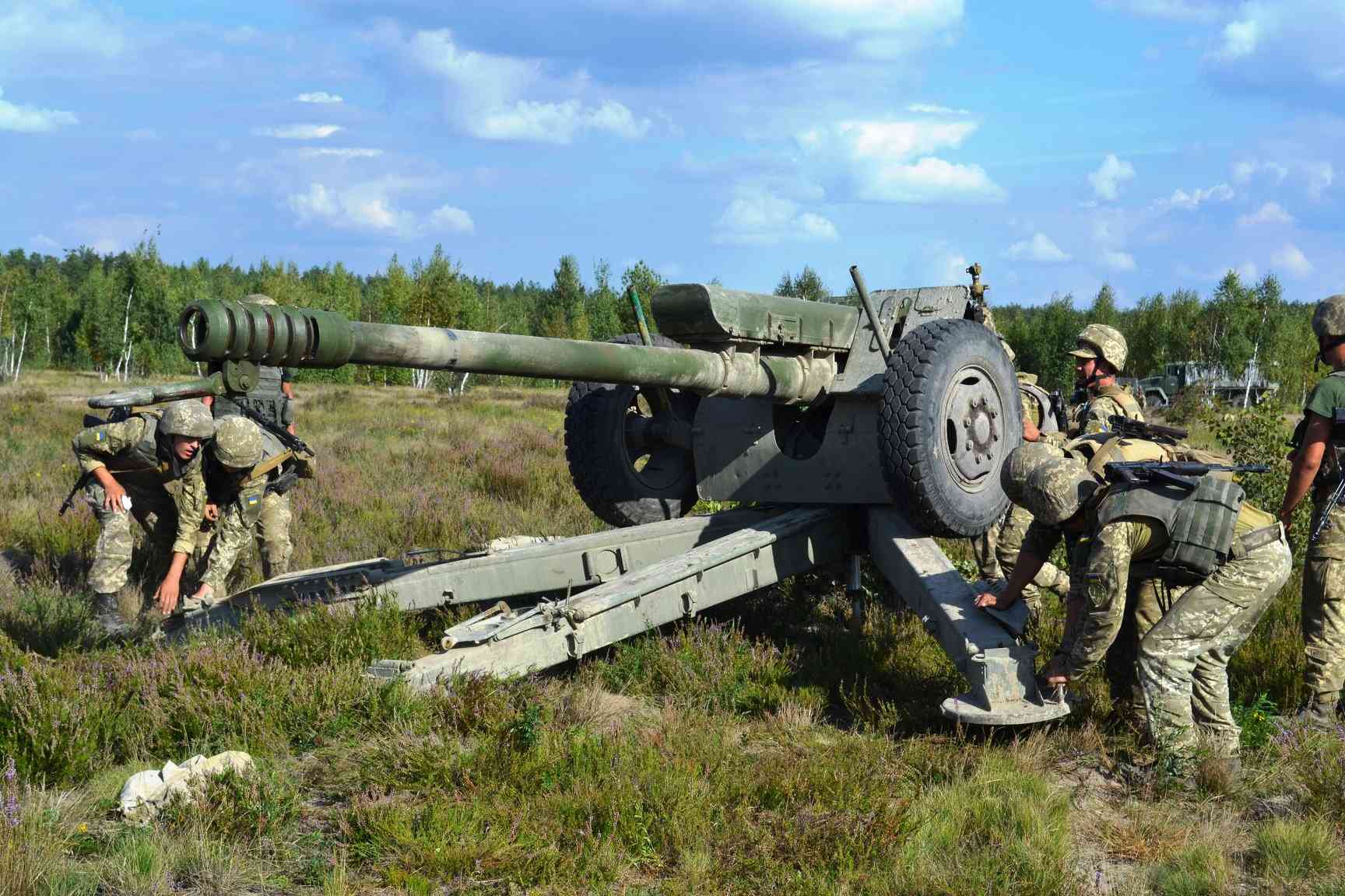 Війна. 61-ий день. Основне за 25 квітня у фактах і фото