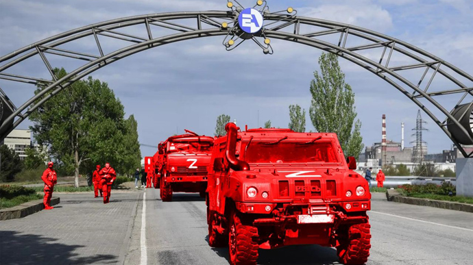 Окупанти накопичують техніку на території ЗАЕС