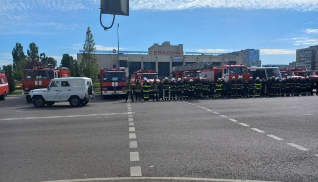 В Енергодарі рятувальники вийшли на протест проти російських окупантів