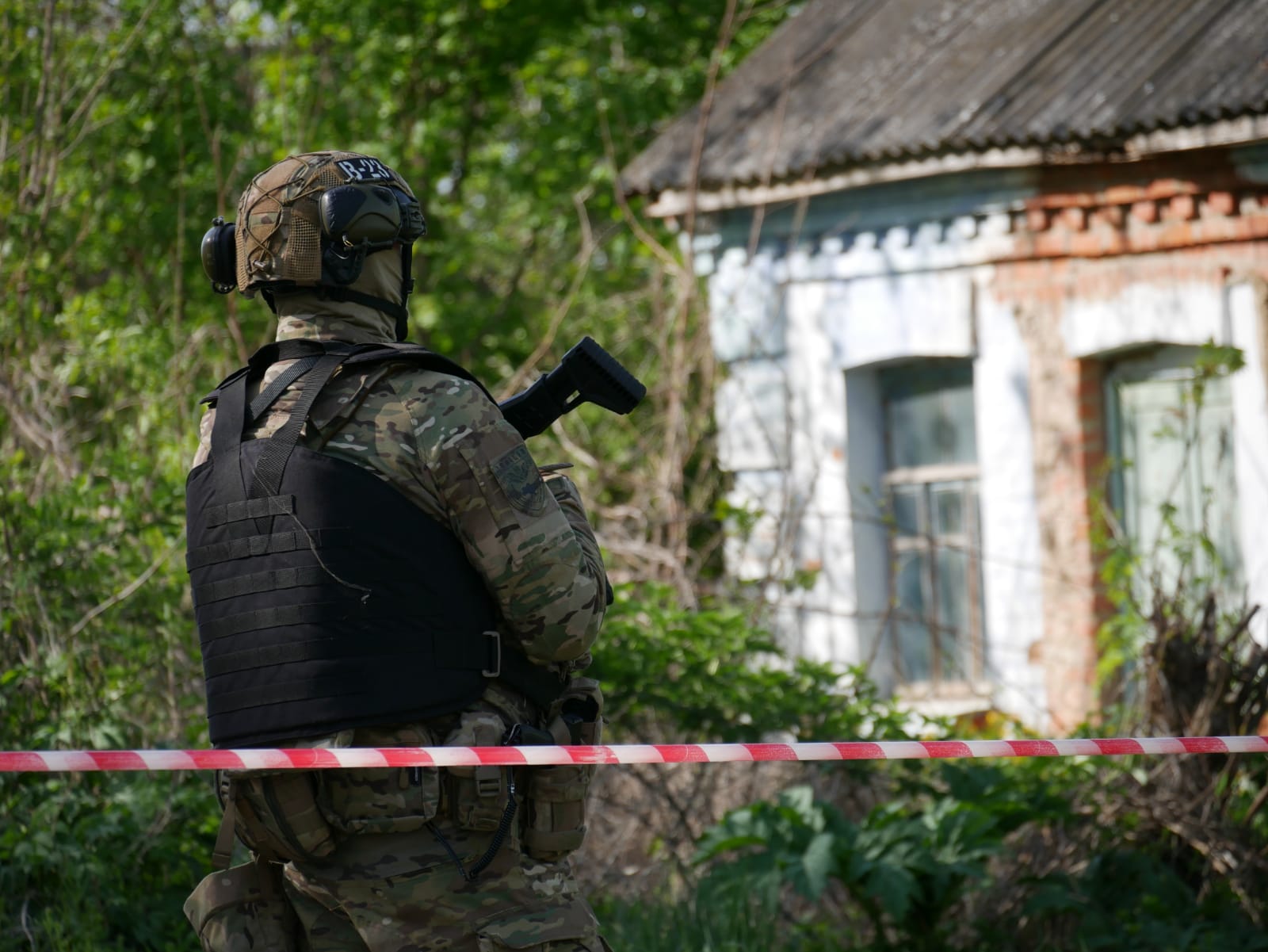 Стрілянина по поліцейським у Хмельницькому: Стало відомо про стан пораненого