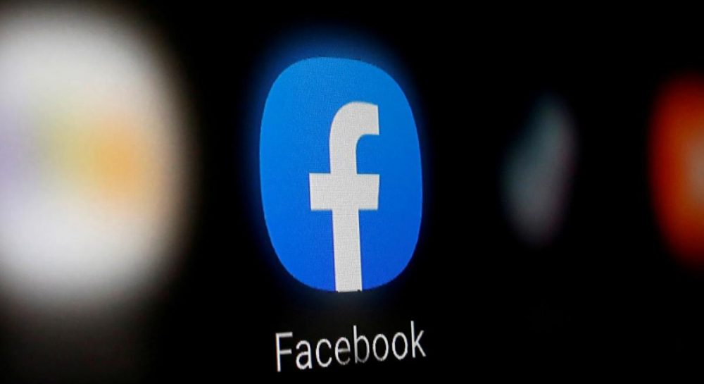 У Facebook, Instagram, WhatsApp знову збій. У Цукерберга попросили вибачення