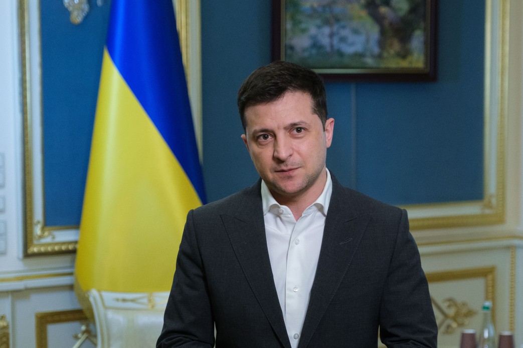 Санкції РНБО проти контрабандистів: Зеленський позбавив громадянства трьох фігурантів