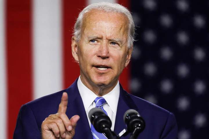 У Байдена є "вікно у чотири тижні" щоб запобігти вторгненню Росії в Україну - ЗМІ