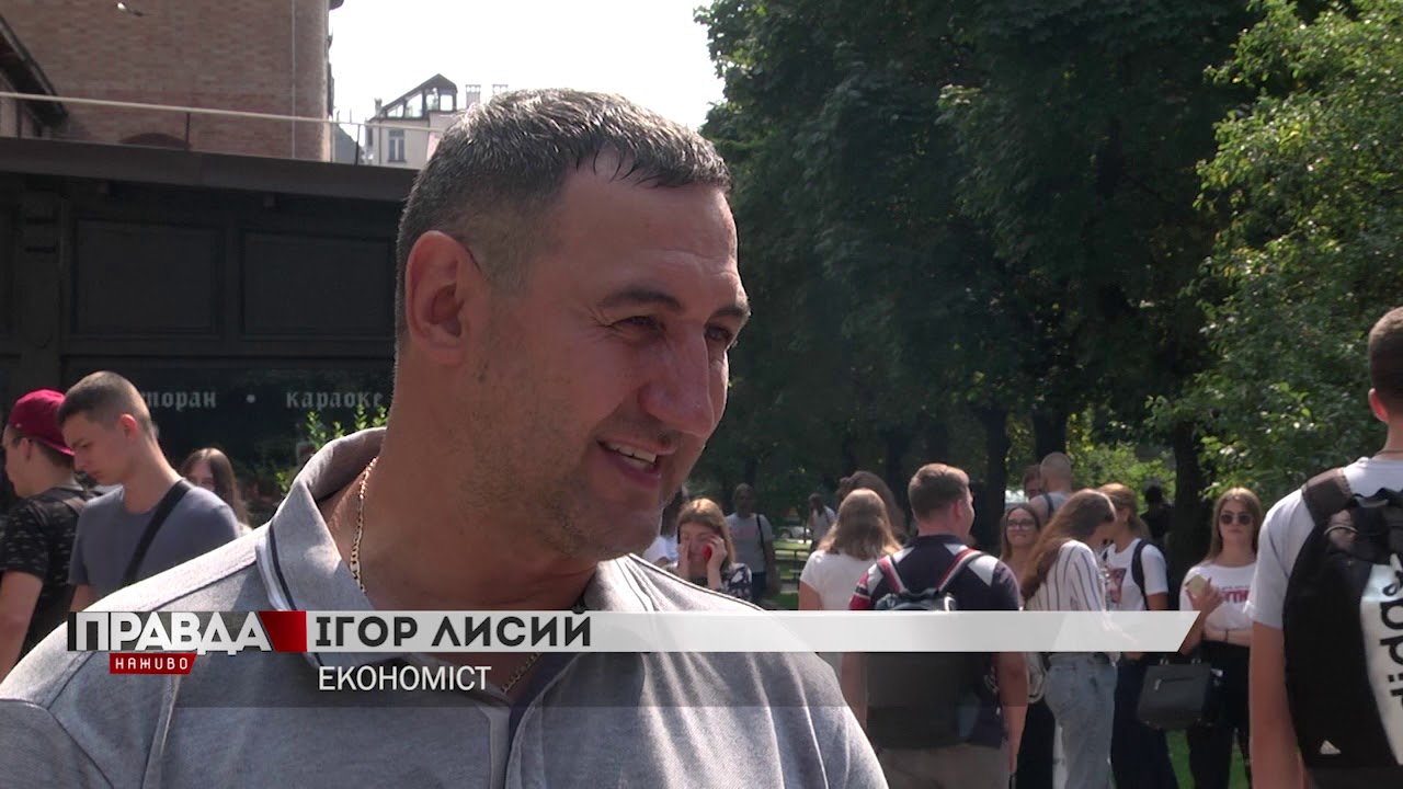 На Україну чекає сезон девальвації: долар суттєво зросте у вартості