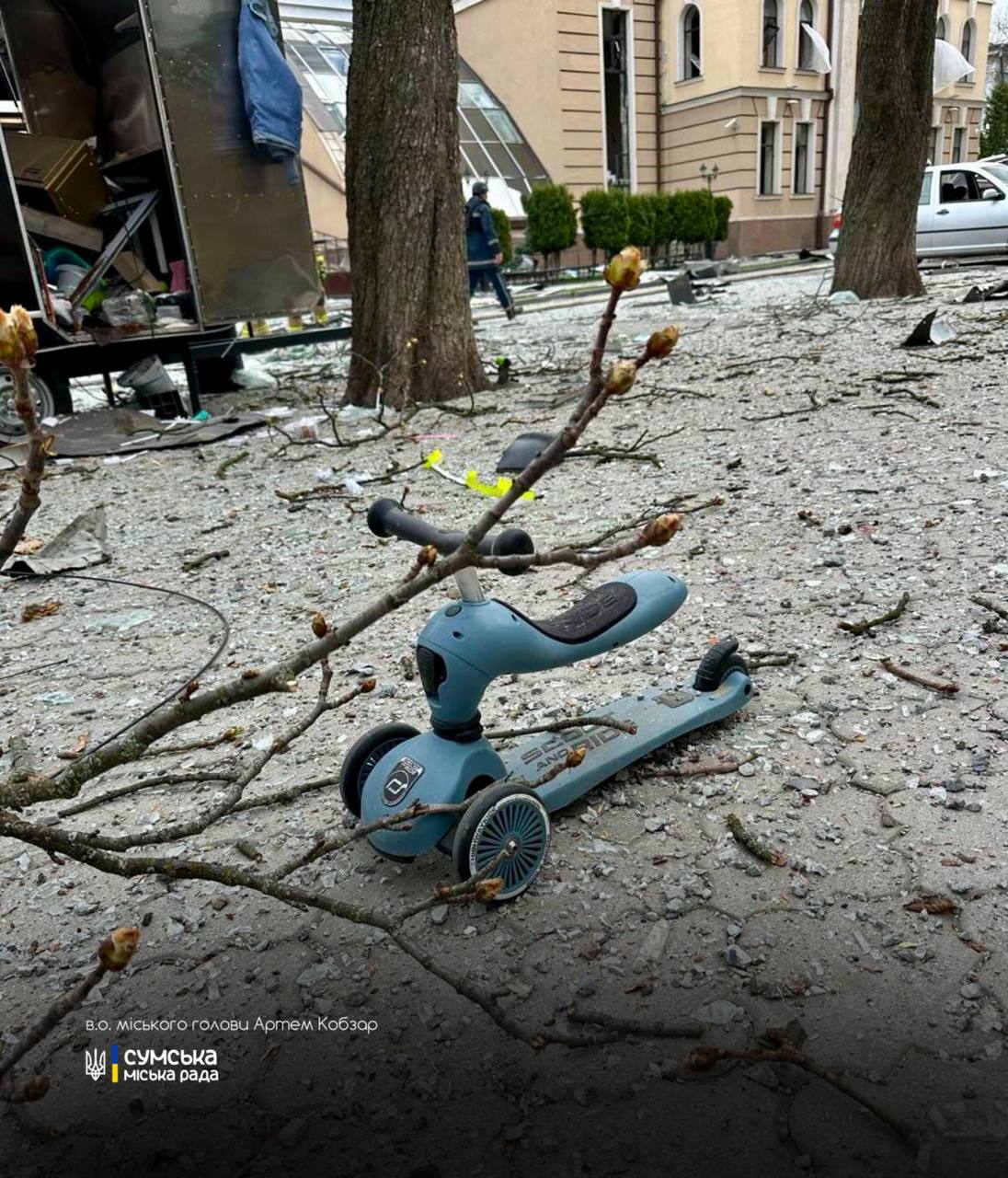 Удар балістикою по Сумах: понад 20 загиблих, реакція президента