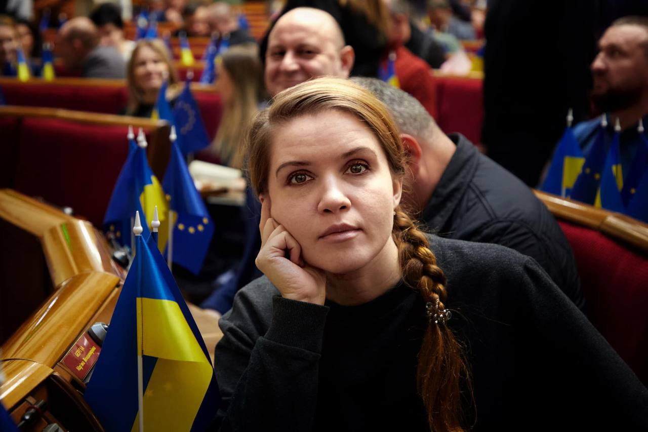 Безугла - героїня для російських ЗМІ: що не так із нардепкою