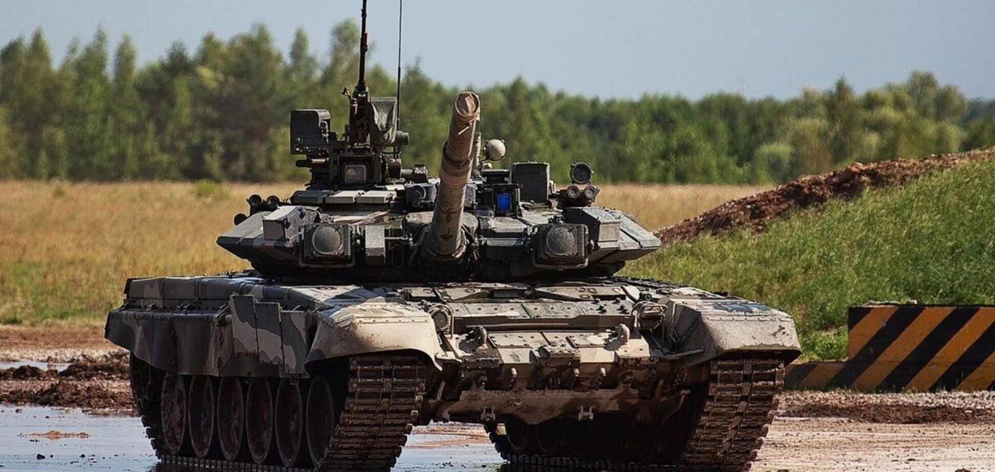 Росія таємно перекидає танки на Донбас, – українська розвідка