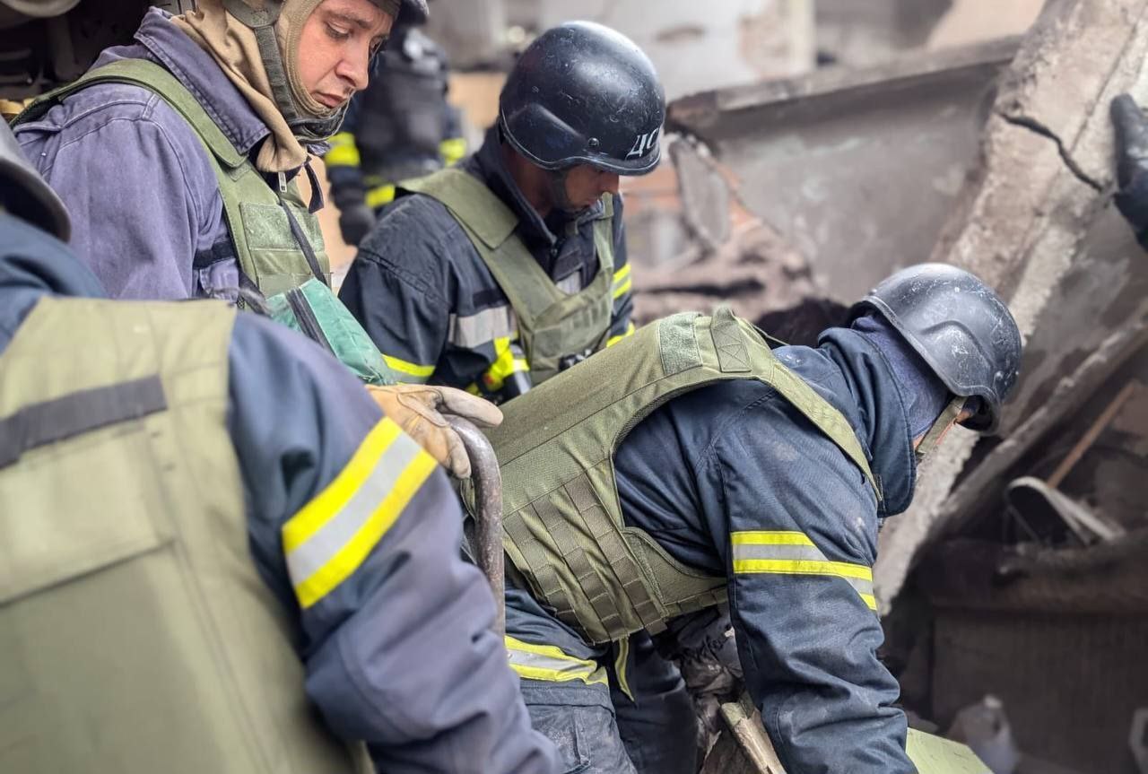 Ракетний удар по Кривому Рогу: в ОВА показали наслідки атаки