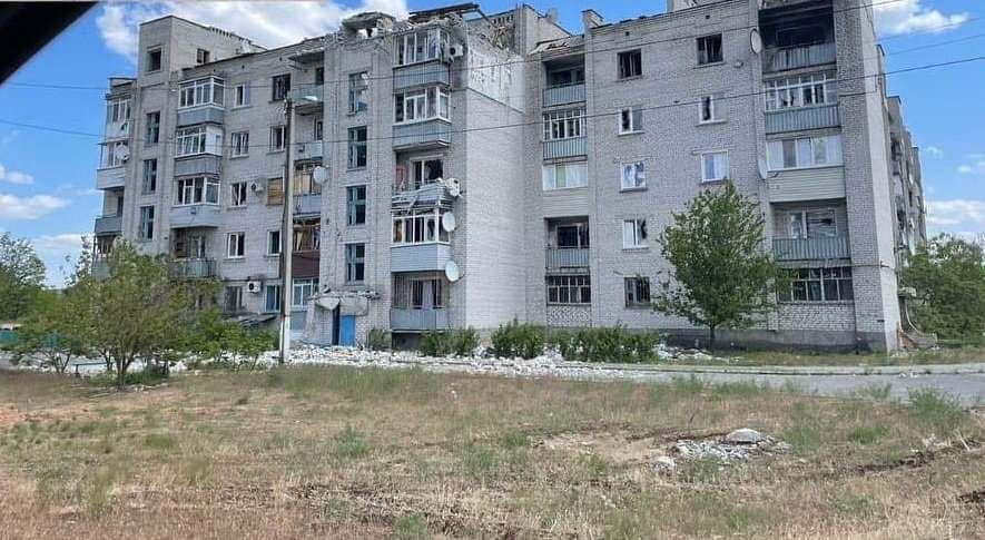 Російські війська на околицях Сєвєродонецька. Вбили та поранили цивільних мешканців