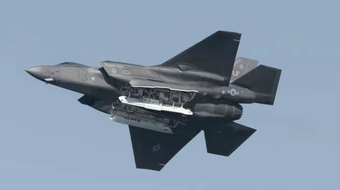 Літак США розбився над Середземним морем. Військові назвали кількість загиблих