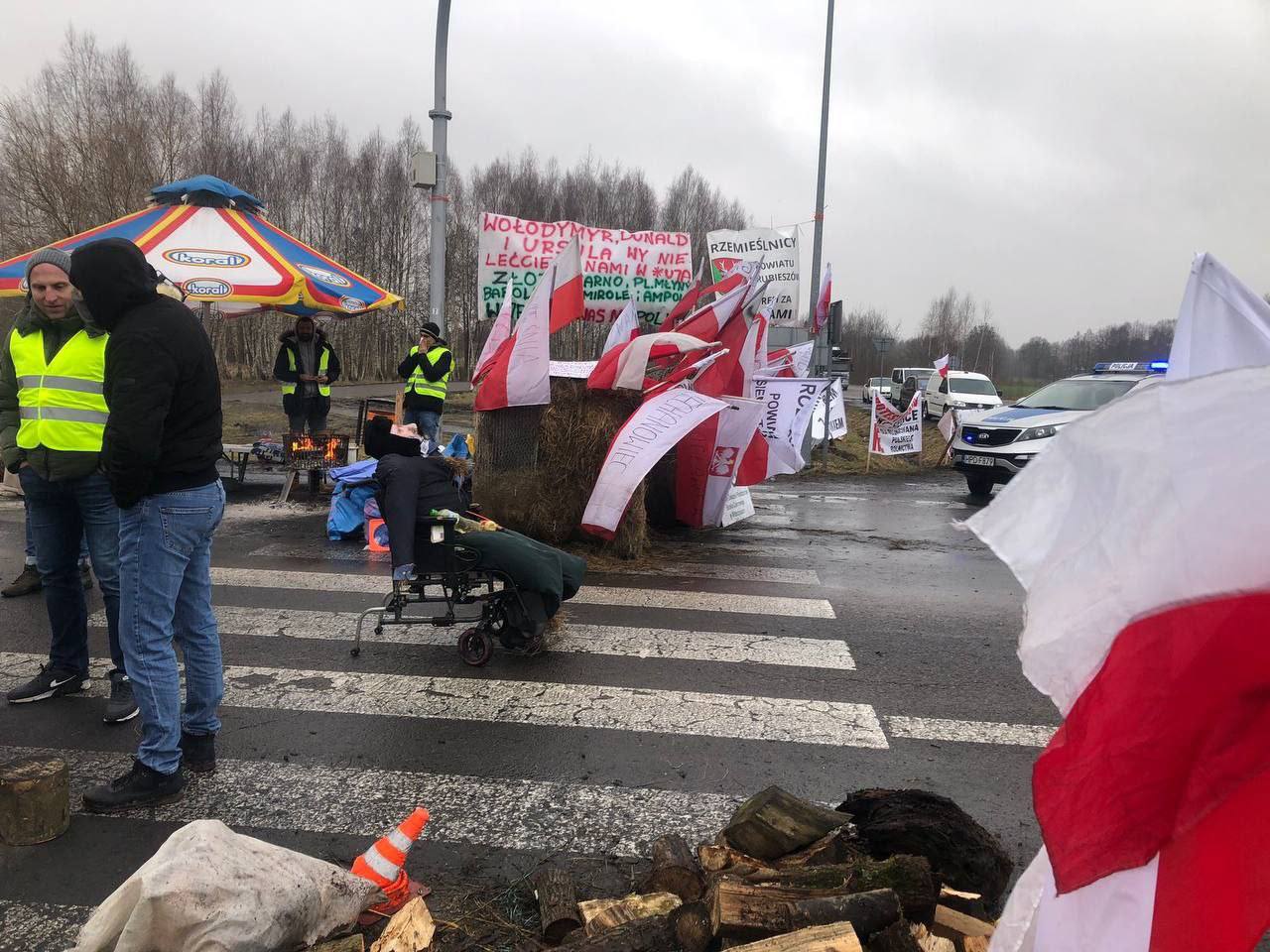 Польські фермери погрожують, що блокуватимуть кордон до квітня