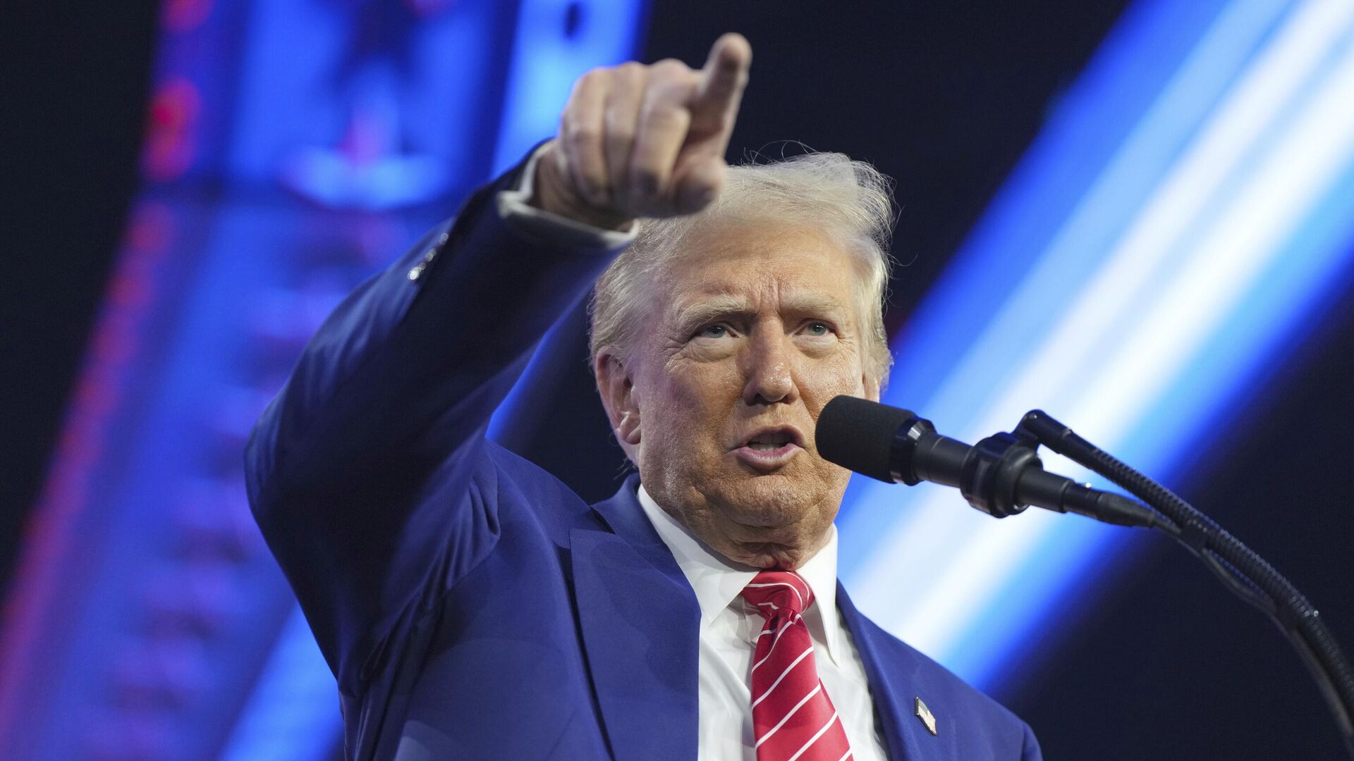 Команда Трампа готує масштабні санкції проти РФ, – Bloomberg