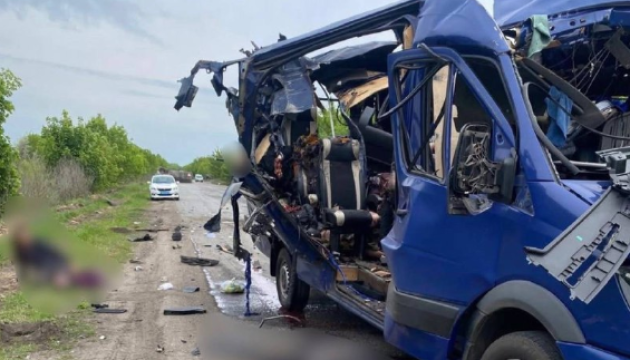 Війська РФ атакували рейсовий автобус поблизу Білопілля на Сумщині: дев’ятеро загиблих, є поранені (фото)
