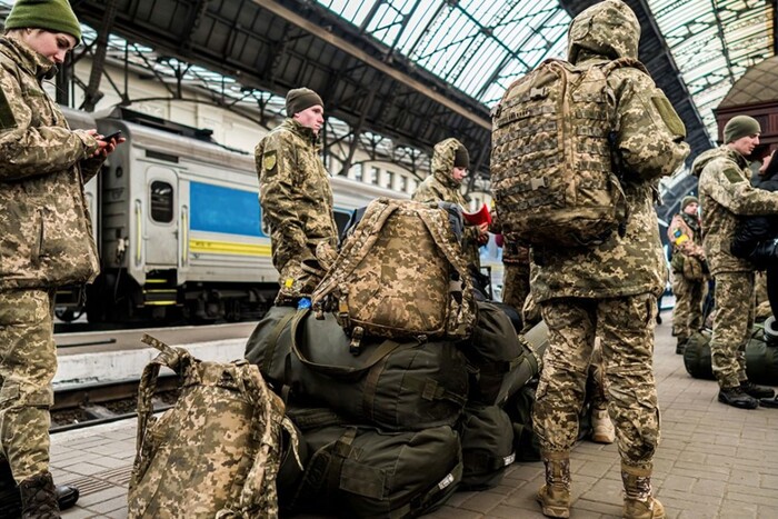 В Україні продовжать мобілізацію і воєнний стан