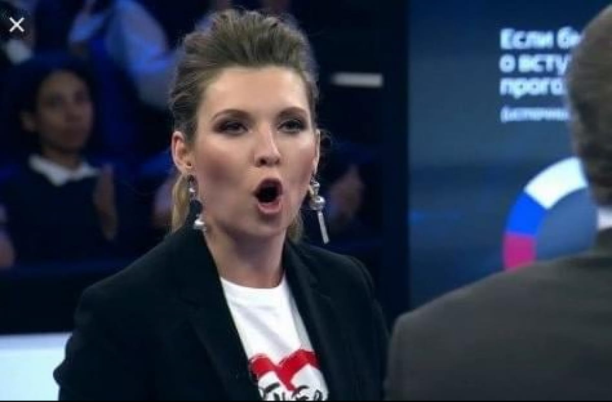 Українська прокуратура оголосила підозру пропагандистам Кісельову та Скабєєвій
