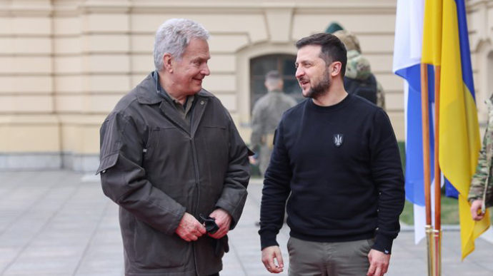 Поговорили про "Леопарди": у Київ прибув президент Фінляндії