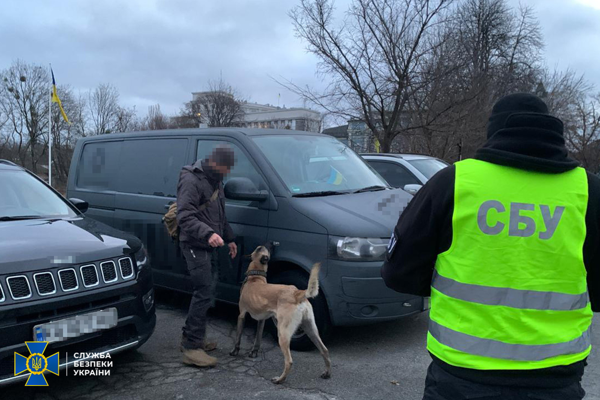 В урядовому кварталі Києва СБУ проводить безпекові заходи