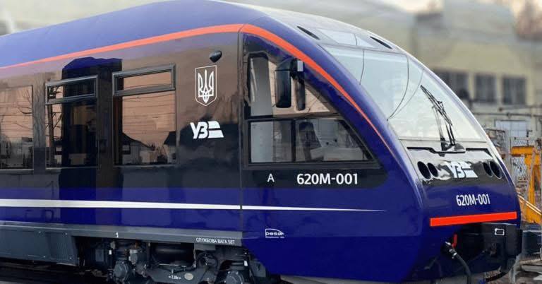 На Львівщині запустили сучасні рейкові автобуси PESA: У чому особливість та як курсуватимуть