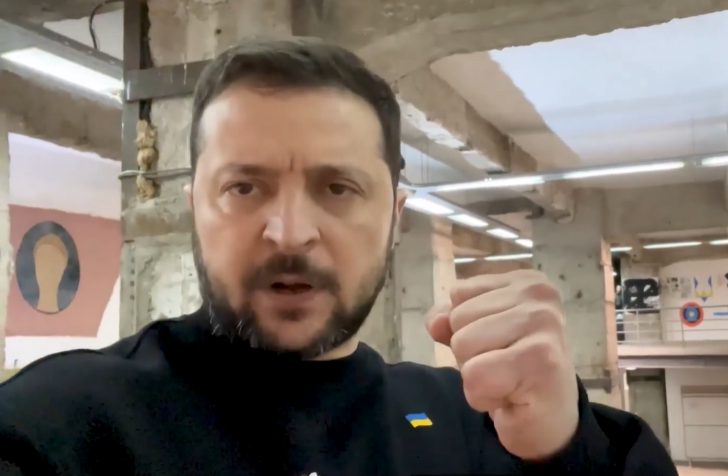 «Ордер на арешт – це найкраще». Зеленський пообіцяв відповідь на російські удари