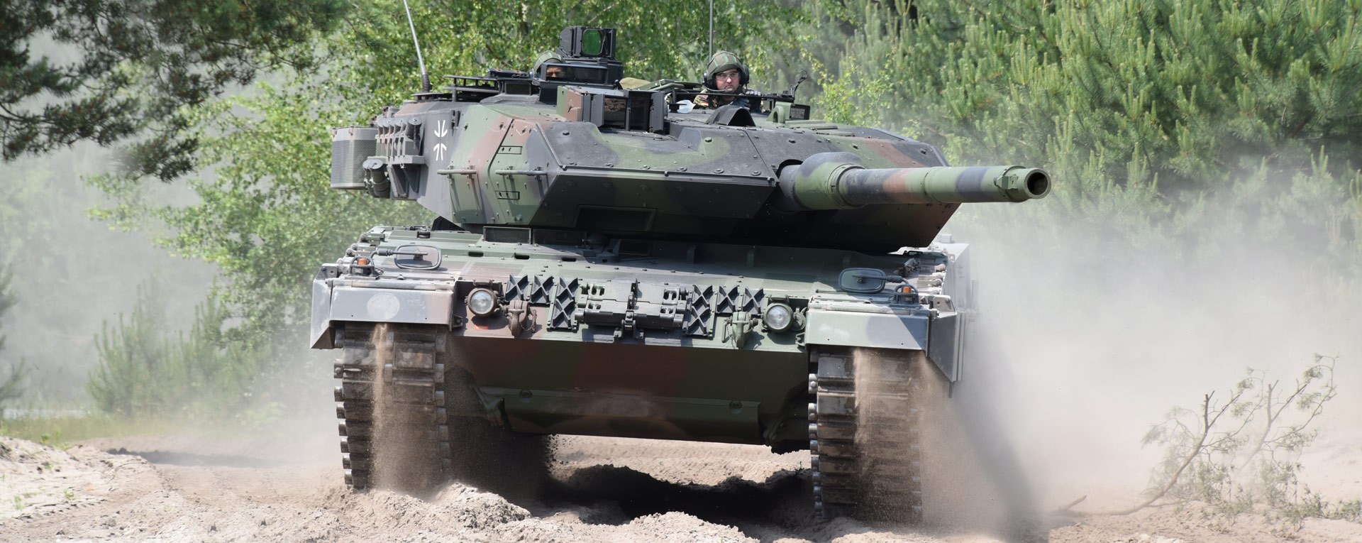 Польські танки Leopard 2 готові до відправки в Україну - Дуда