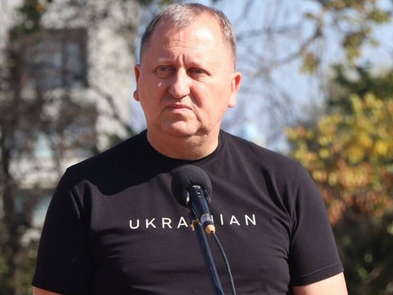 Підозрюють у хабарництві. Мера Сум відсторонили від посади ще на два місяці