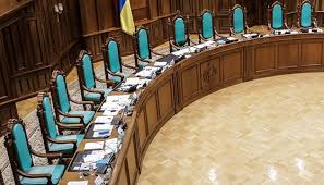 Бунт у Конституційному Суді: частина суддів вимагають повернення Тупицького