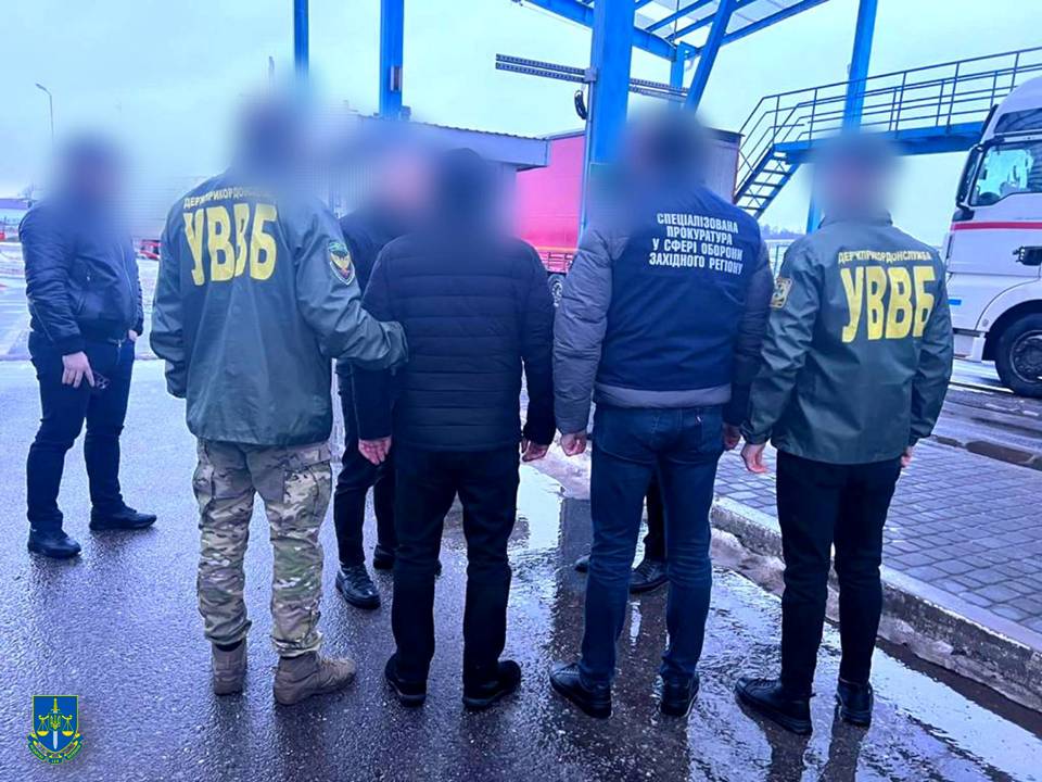 На Львівщині затримали 43-річного закарпатця за спробу підкупити прикордонника