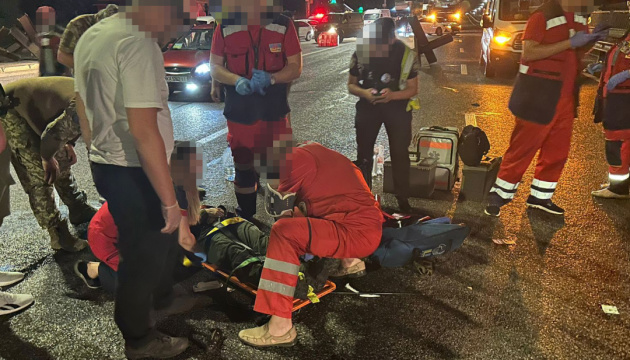 Смертельна ДТП у Києві: водію, який на блокпосту збив військових, оголосили підозру