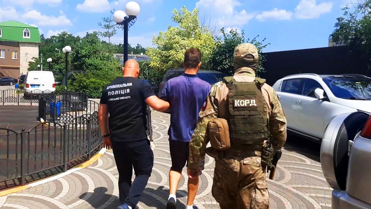 Кандидат у ВРУ, колишній слідчий і коуч. Що відомо про адвоката-вбивцю, який розчленував свою дівчину