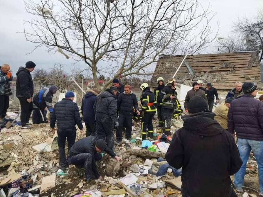 Зрівняли садиби з землею. У селі на Київщині загинули 5 людей, з них троє дітей