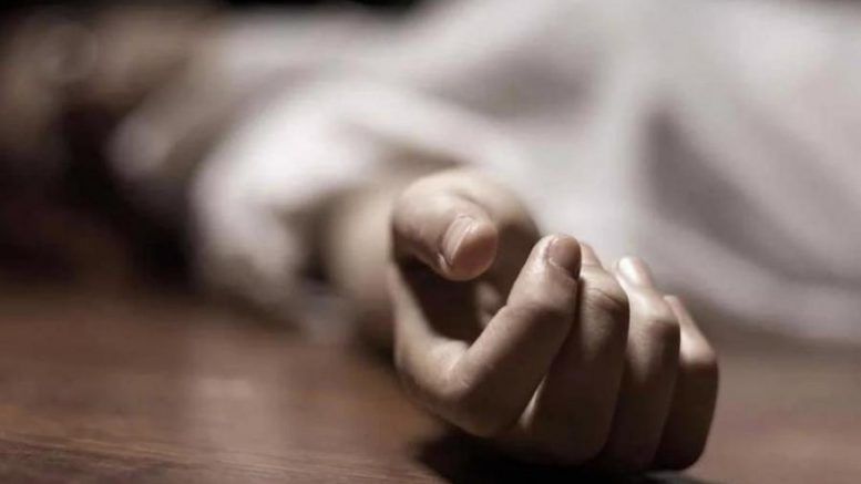 Собаки почали їсти тіло своєї хазяйки: На Дніпропетровщині у власній квартирі померла самотня жінка (відео)