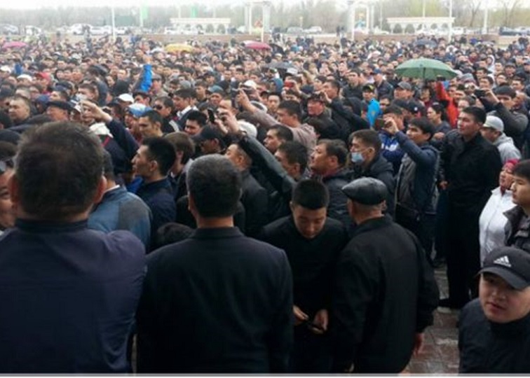 В Казахстані ввели надзвичайний стан по всій країні
